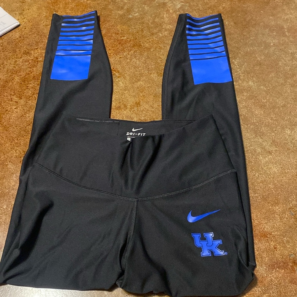 University of Kentucky Wildcats black and blue Nike leggings